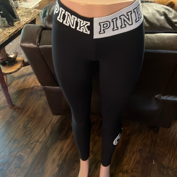 VS PINK Yoga Leggings - Picture 3 of 4